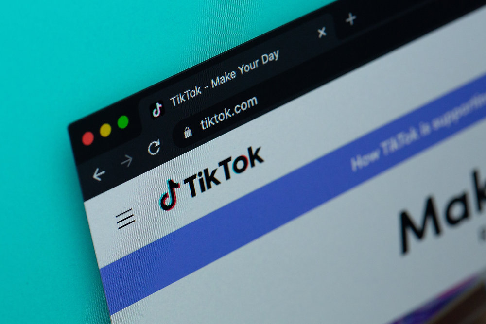 The Rise of #TikTokRefugees: The Migration to Xiaohongshu
